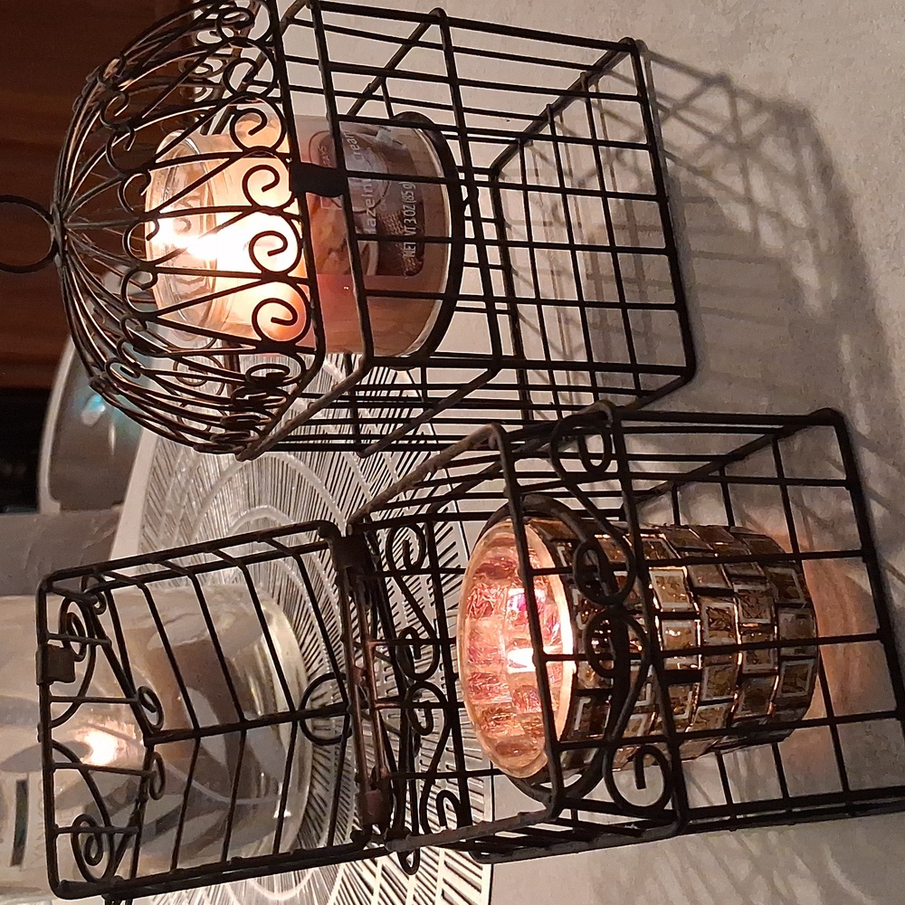 Metal Scroll Work Votive Holder Set - Picture 4 of 4